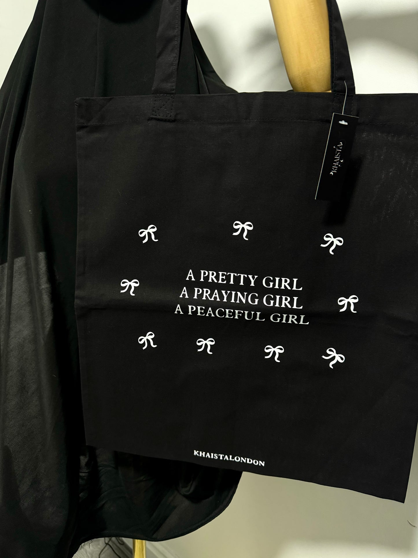 Bow tote bag